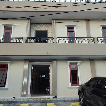 M1 Residence Manado Exterior foto
